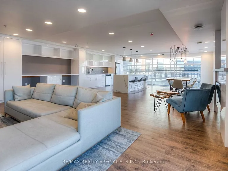 155 Saint Leger St #103 — Photo 27