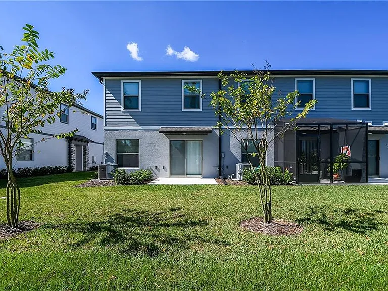 310 Cedar Bark Ln — Photo 29