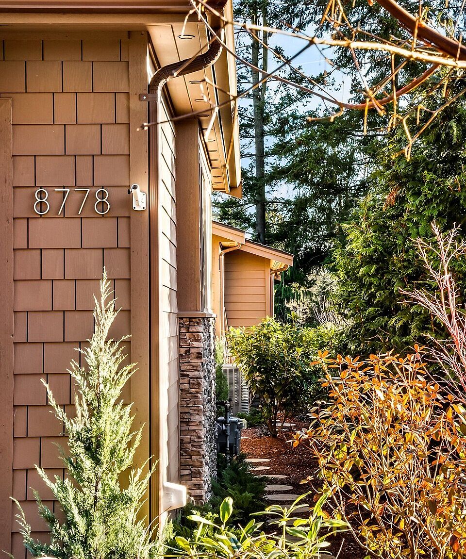 8778 Clubhouse Point Dr. Drive