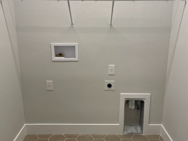 1704 Gem Ln — Photo 27