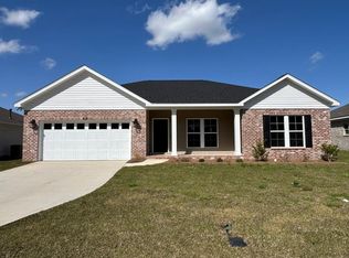 208 Wellington Way, Headland, AL 36345