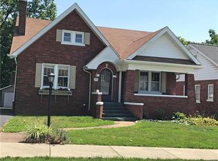 24 S 86th St, Belleville, IL 62223