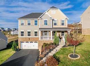 125 Saddle Ridge Dr, Oakdale, PA 15071