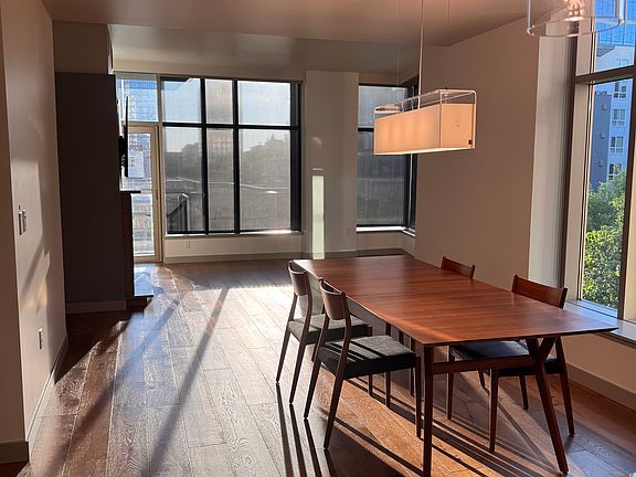 3rd image of 10650 NE 9th Pl Unit 527