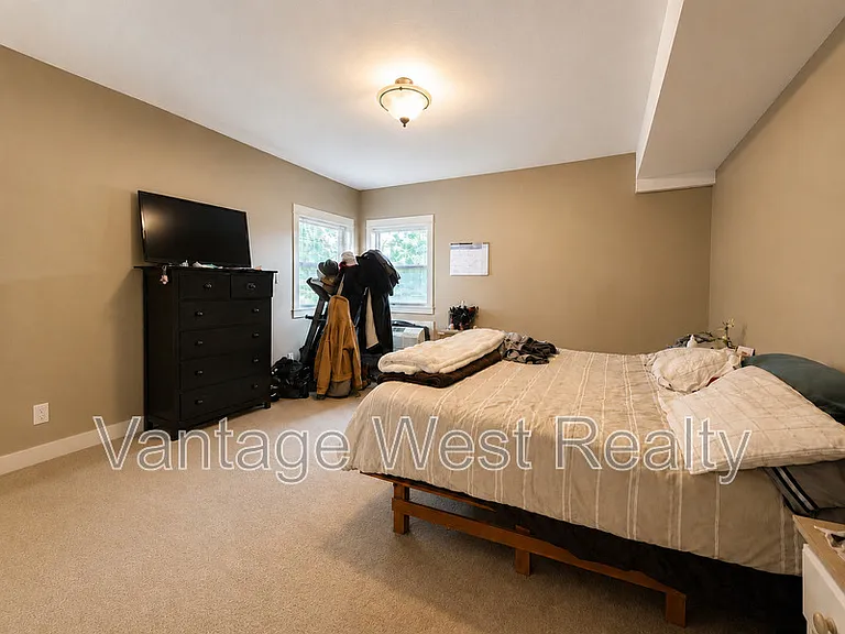 3350 Woodsdale Rd #201 — Photo 7