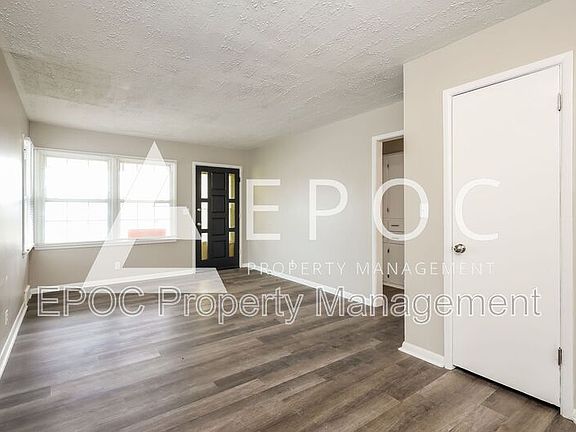 5th image of 1616 NE 38th St