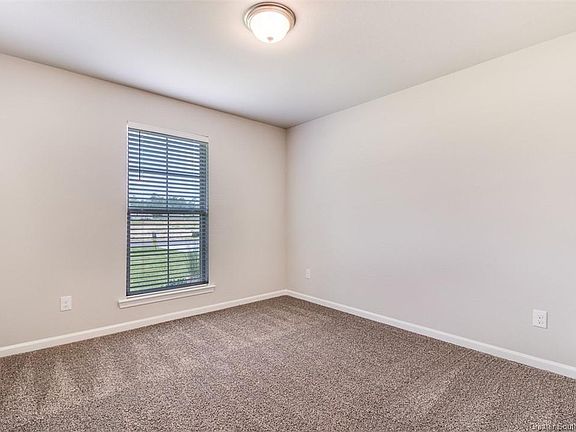 3rd image of 8136 Kelsey Ln