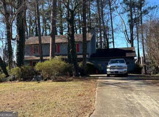 1555 Acorn Frst, Stone Mountain, GA 30088
