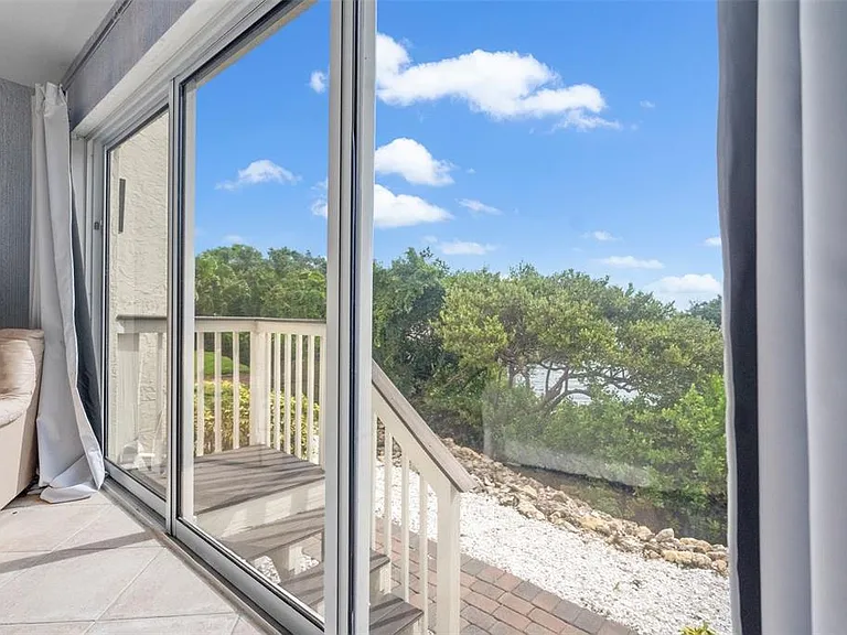 1593 Pinellas Bayway S — Photo 33
