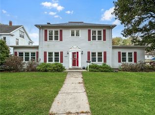 2421 Western Ave, Mattoon, IL 61938