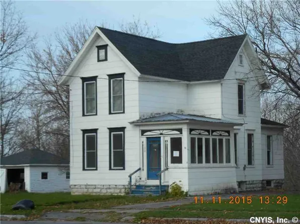 130 Highland Ave, Watertown, NY 13601