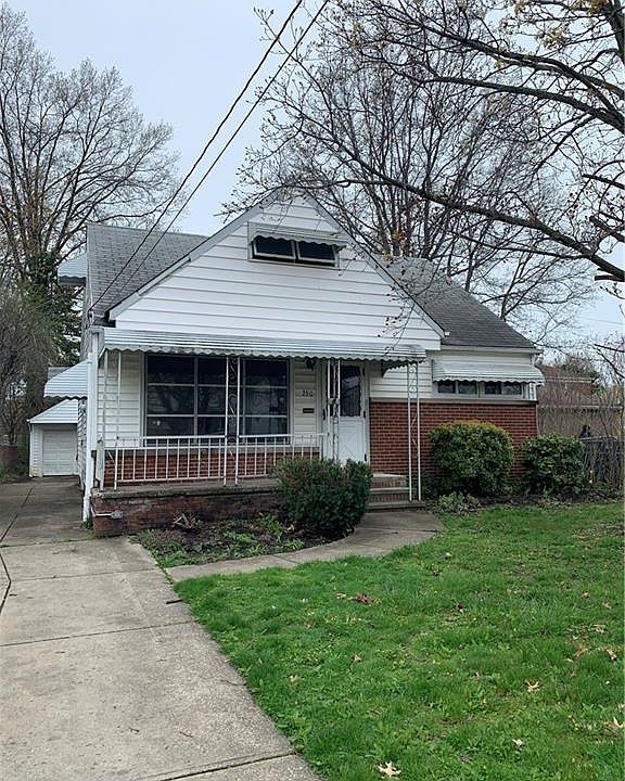 1st image of 250 E 257th St