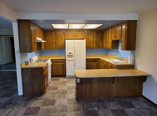 1774 Queens Way, Vista, CA 92084