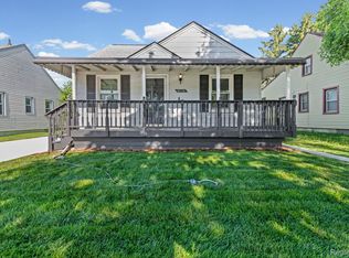 6556 Pelham Rd, Taylor, MI 48180
