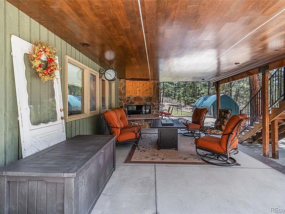 4th image of 1125 Deerpath Road