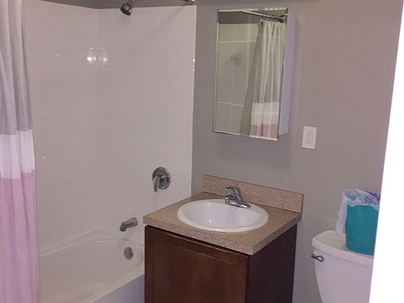 3rd image of 79-14 Rockaway Beach Blvd #1L