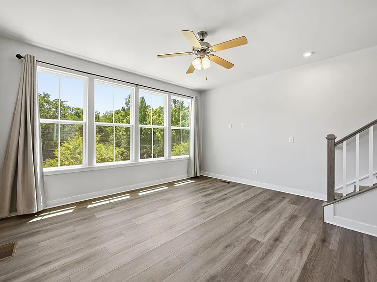 964 Broad River Ln — Photo 17