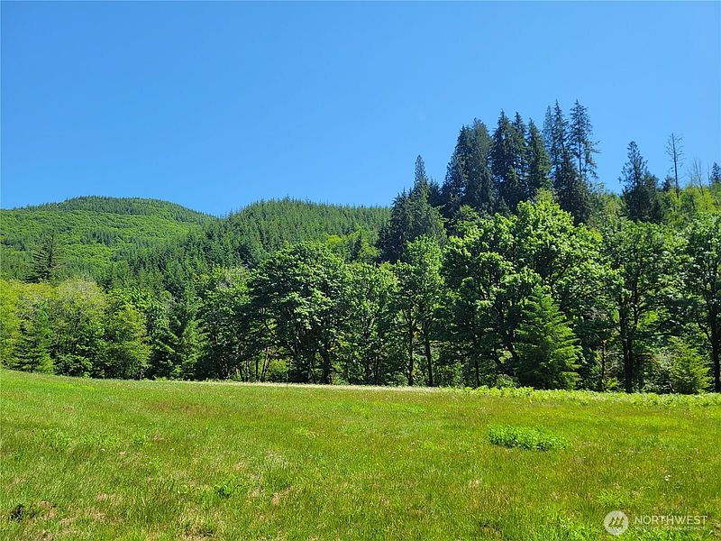 4th image of 8820 Rose Valley Road