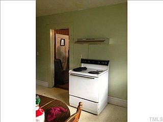 3rd image of 76 Lee St