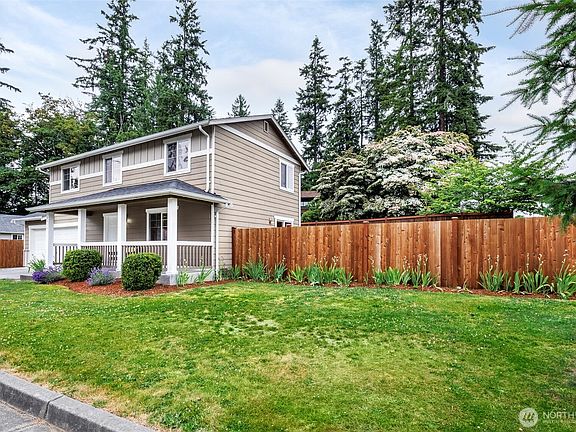 2nd image of 2919 77th Drive NE