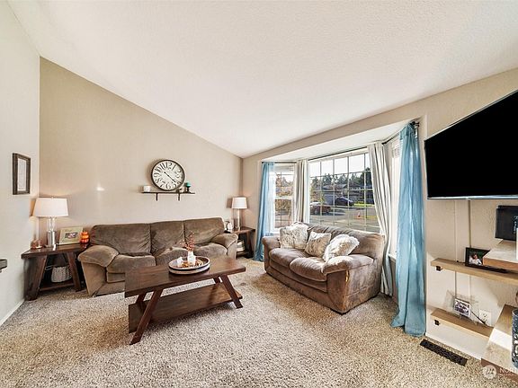 5th image of 7760 Sawgrass Ln SE