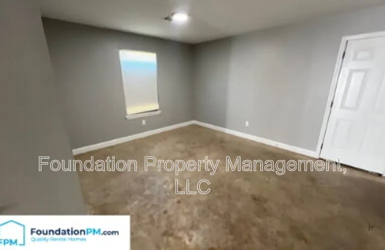 1273 Englewood St — Photo 13