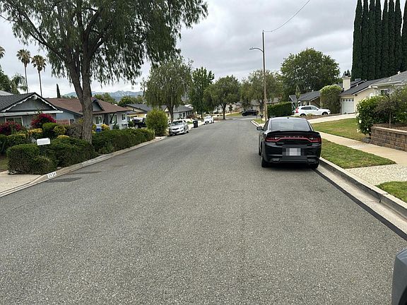 4th image of 3048 Mineral Wells Ave