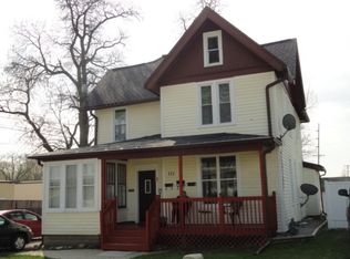 111 E 3rd St APT 1, Beaver Dam, WI 53916