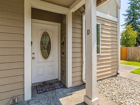 3rd image of 108 174th Street S #D
