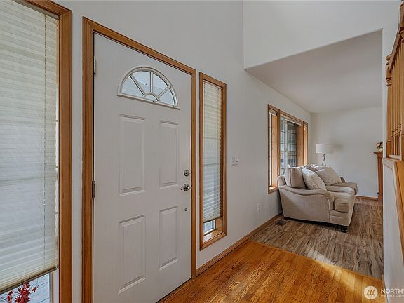 4th image of 6135 Lido Court SW