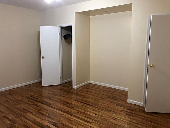 4th image of 525 E 21st St APT 1F