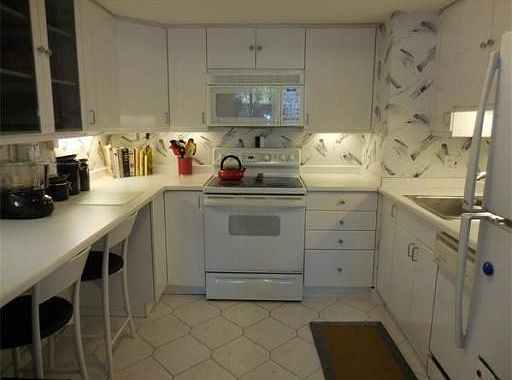 2nd image of 250 Hammond Pond Pkwy APT 114S