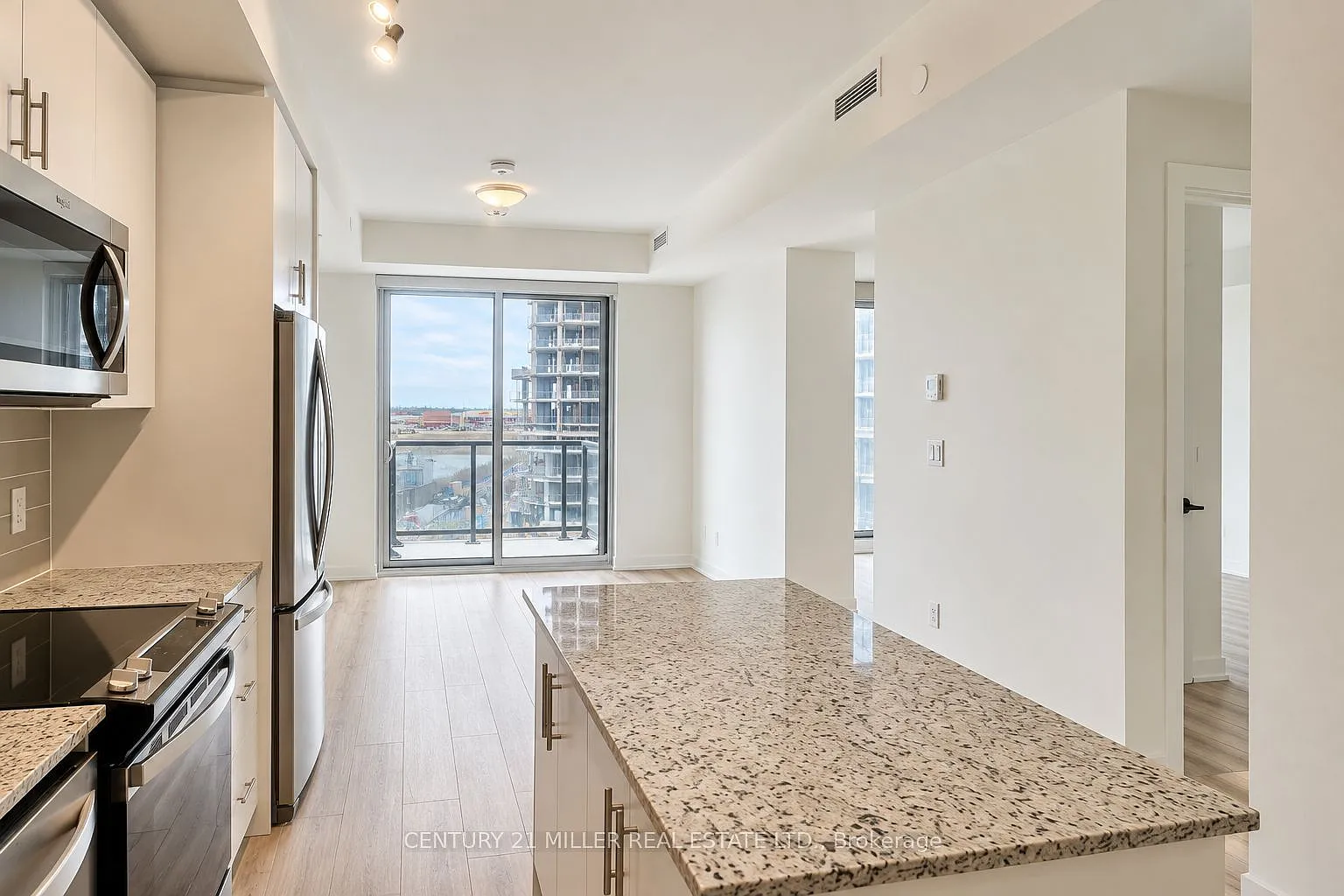 1 bed, $2,200 — Photo 4