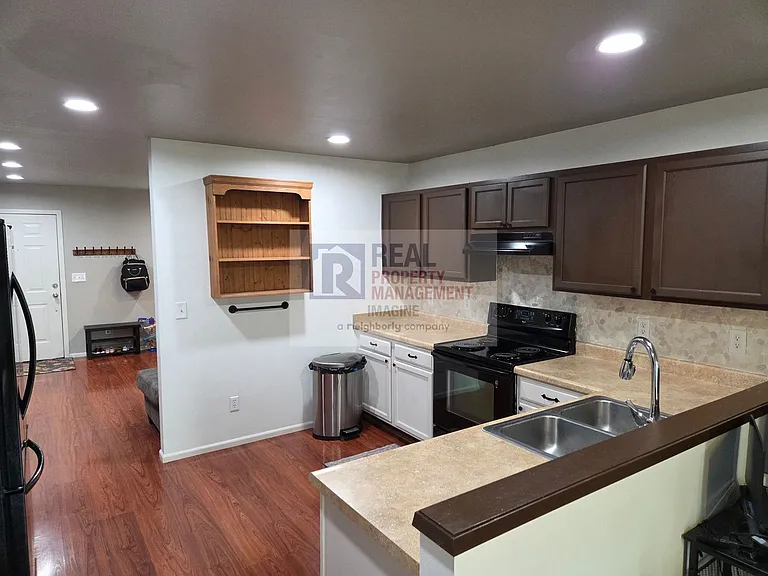 9978 Dragt St SE — Photo 8