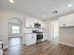 9348 E Avenue K, Houston, TX 77012