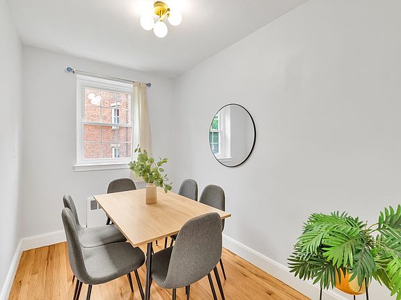 5th image of 21 Englewood Ave APT 2