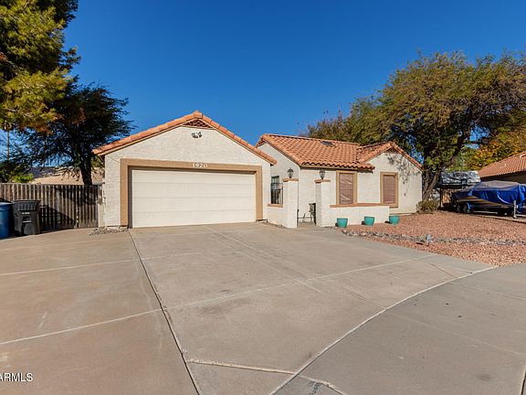 3rd image of 1920 E PALOMINO Drive