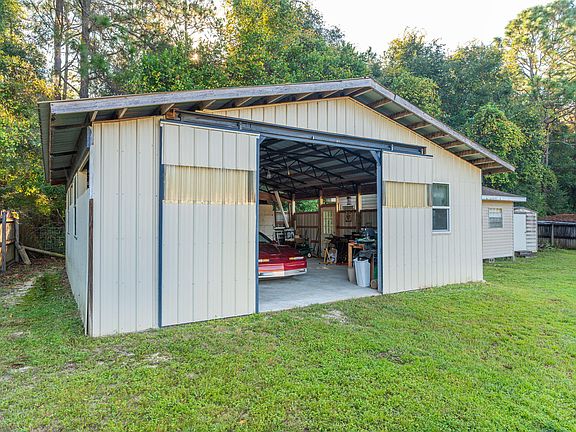 5th image of 671 Ridge Lake Rd