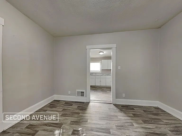 4692 Winton Rd — Photo 9