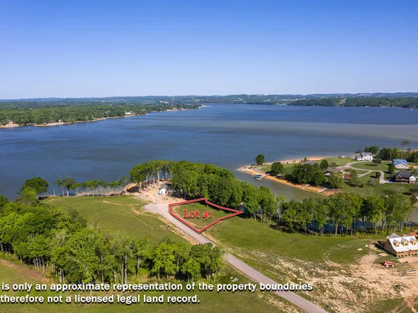 41 English Mountain Point, White Pine, TN 37890