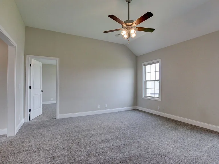 230 Cotoneaster Ln — Photo 39