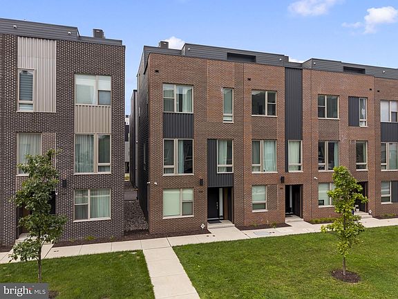 2nd image of 3108 Pierview Ln