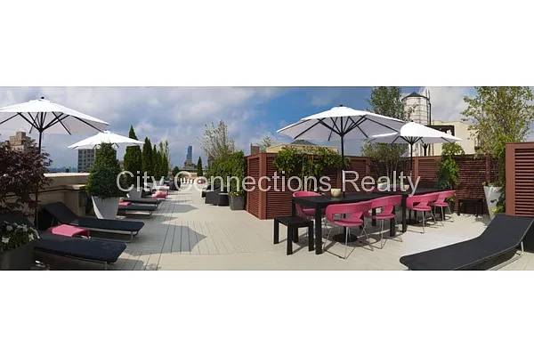 Rented by City Connections Realty | media 32