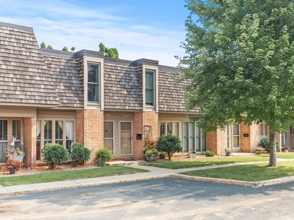 6359 Barrie Rd, Edina, MN 55435