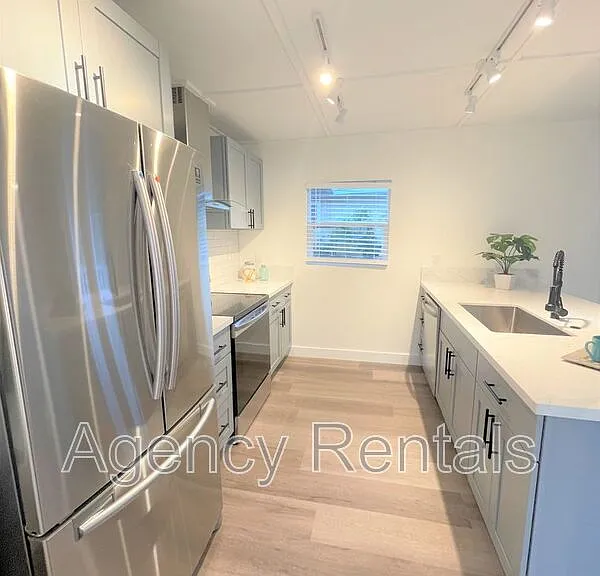 3036 Monsarrat Ave #C — Photo 7