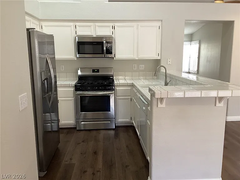 7632 Rockfield Dr — Photo 5