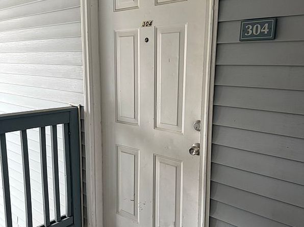 209 Simpson Ave APT 304