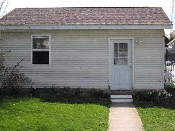 5th image of 506 Broad St