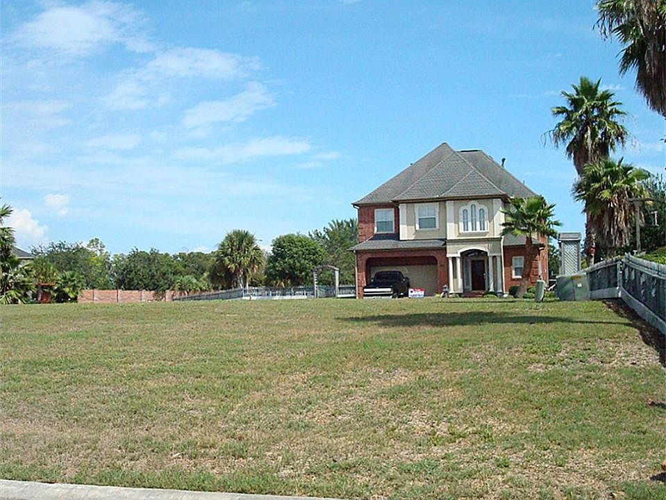 1st image of 1402 Oceanside Ln