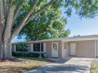 19 Lamplight Ln, Winter Haven, FL 33884